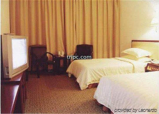 Phoenix Grand Hotel Fenghuang County Exterior photo