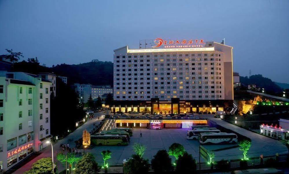 Phoenix Grand Hotel Fenghuang County Exterior photo