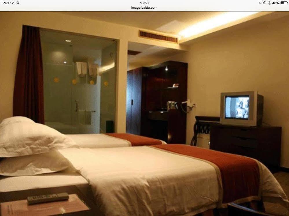 Phoenix Grand Hotel Fenghuang County Exterior photo