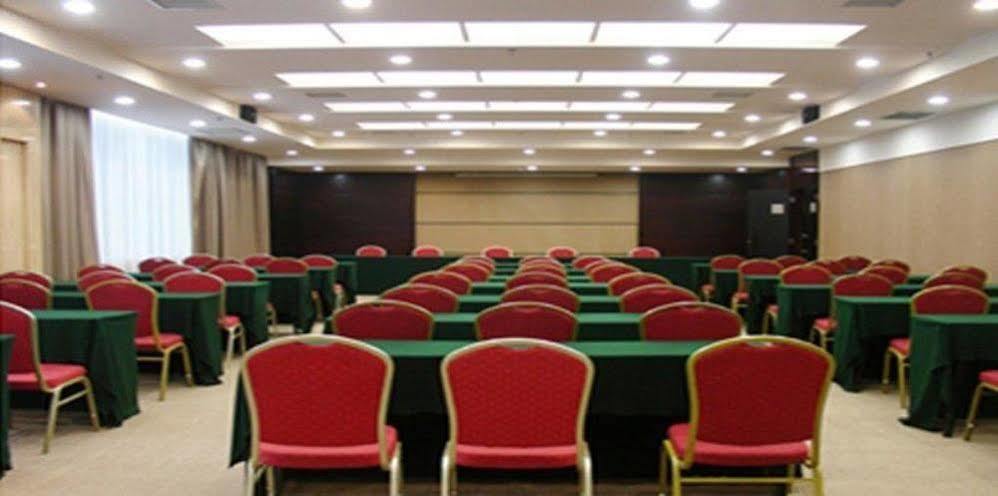 Phoenix Grand Hotel Fenghuang County Exterior photo
