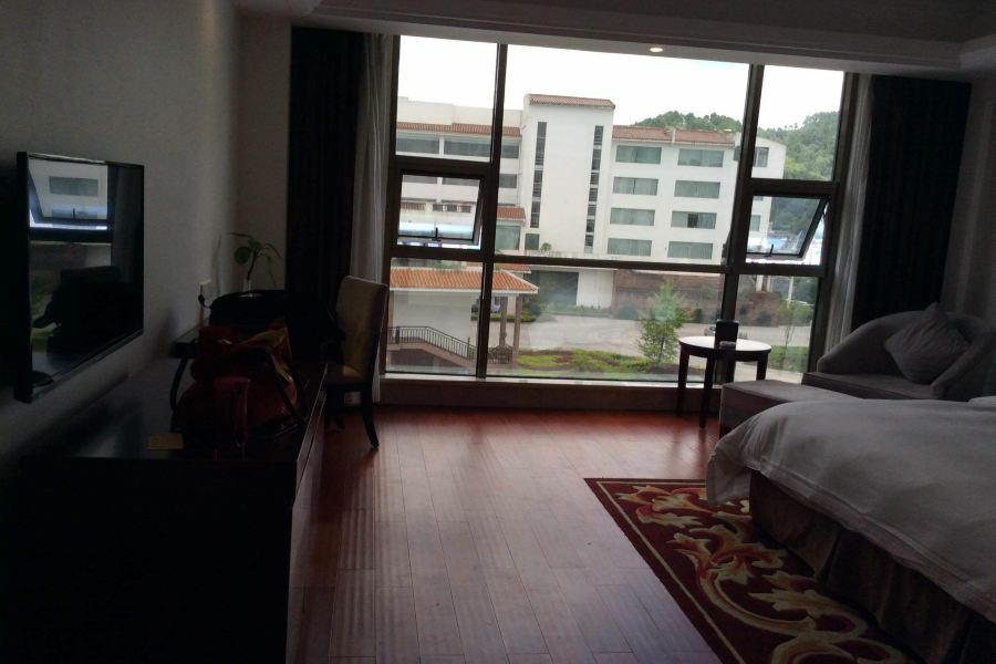 Phoenix Grand Hotel Fenghuang County Exterior photo